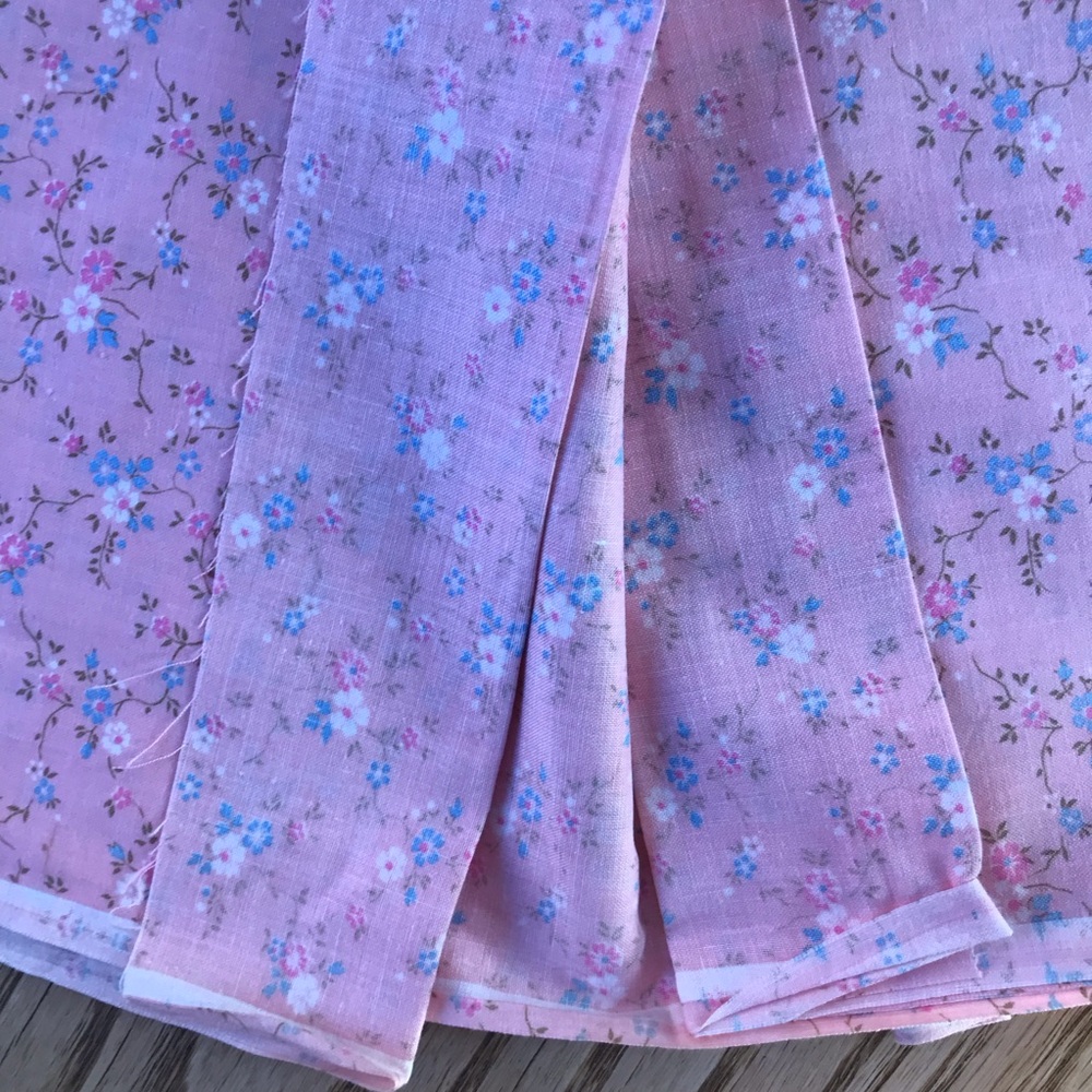 Pink Calico Fabric - Picture 4 of 8